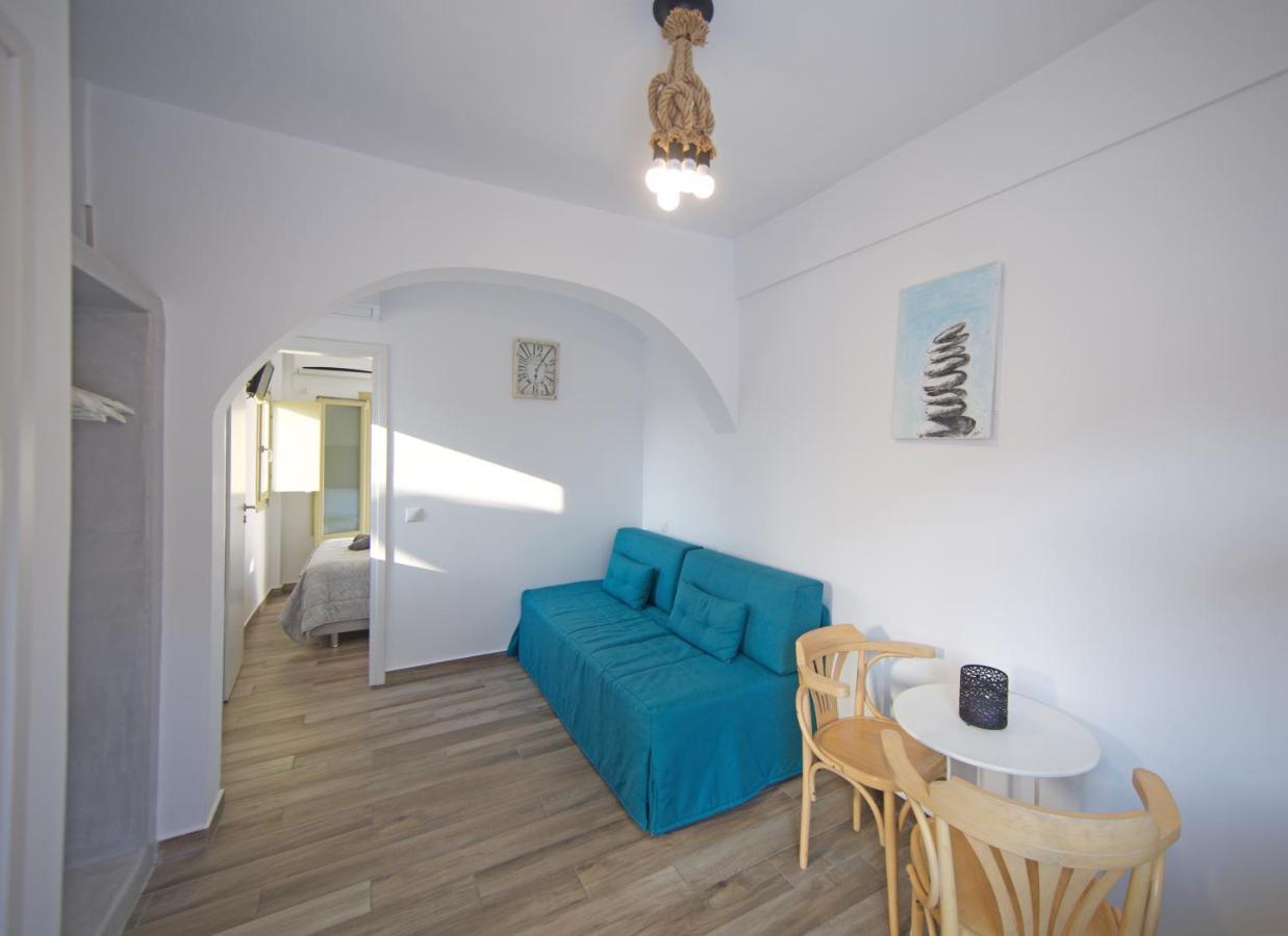 Diasino Apartments And Car Rental Katapola Exterior foto